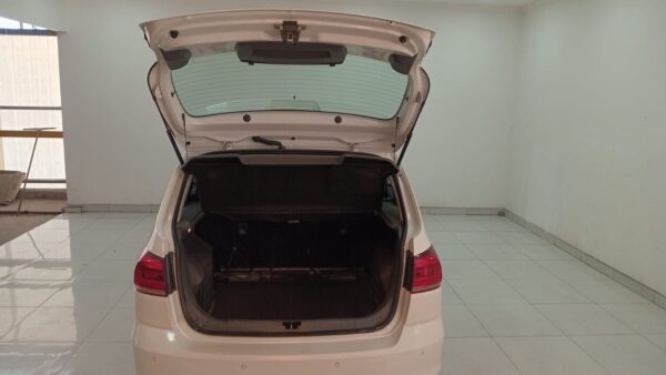VOLKSWAGEN SURAN 5P 1,6 HIGHLINE - Imagen 8
