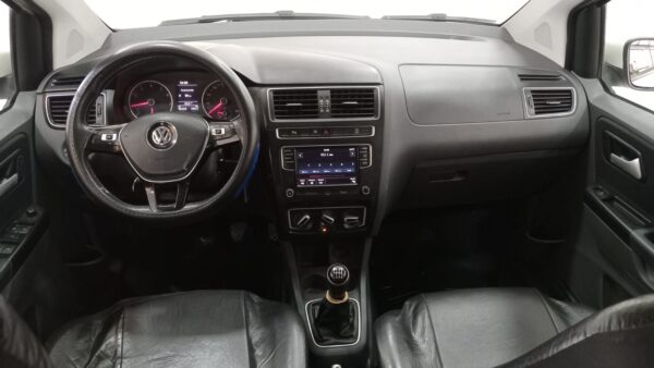 VOLKSWAGEN SURAN 5P 1,6 HIGHLINE - Imagen 11