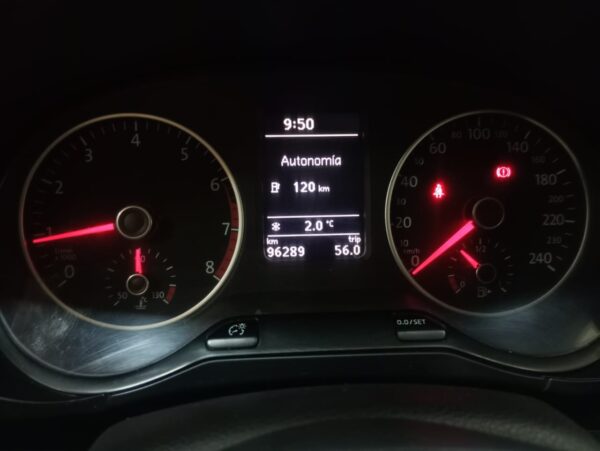 VOLKSWAGEN SURAN 5P 1,6 HIGHLINE - Imagen 19