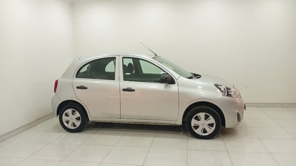 NISSAN MARCH 5P 1,6 ACTIVE - Imagen 8