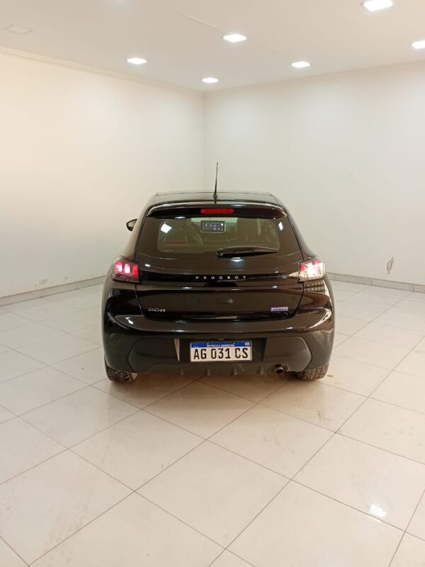PEUGEOT 208 5P 1,6 ACTIVE 2017 - Imagen 11