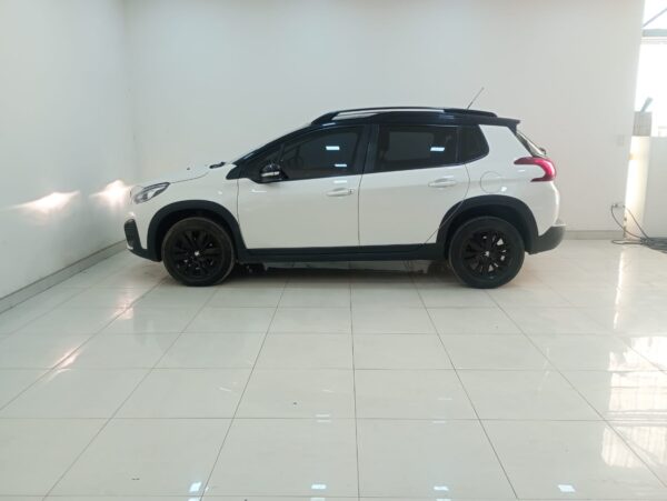 RENAULT SANDERO STEPWAY 5P 1,6 PRIVILEGE - Imagen 4