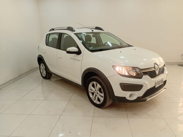RENAULT SANDERO STEPWAY 5P 1,6 PRIVILEGE - Imagen 6