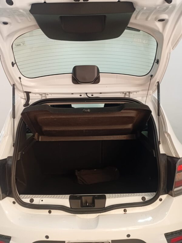 RENAULT SANDERO STEPWAY 5P 1,6 PRIVILEGE - Imagen 10