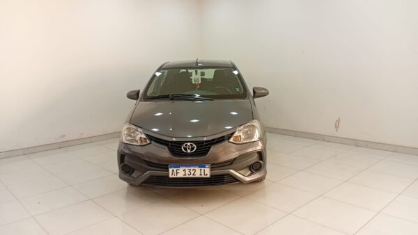 TOYOTA ETIOS 5P 1,5 X 6MT - Imagen 9