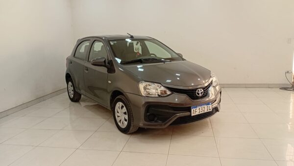 TOYOTA ETIOS 5P 1,5 X 6MT - Imagen 13