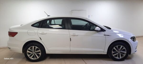 VOLKSWAGEN VIRTUS 4P 1,6 MSI HIGHLINE - Imagen 5