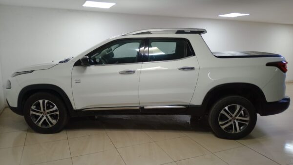 FIAT TORO PICK UP D/C 2,0 TD VOLCANO 4X4 9AT - Imagen 12