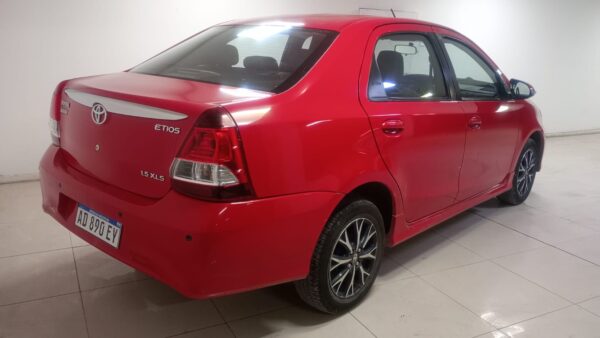 TOYOTA ETIOS 4P 1,5 XLS 4AT 2018 - Imagen 5