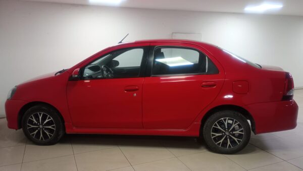 TOYOTA ETIOS 4P 1,5 XLS 4AT 2018 - Imagen 11