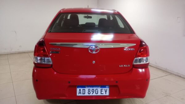 TOYOTA ETIOS 4P 1,5 XLS 4AT 2018 - Imagen 13