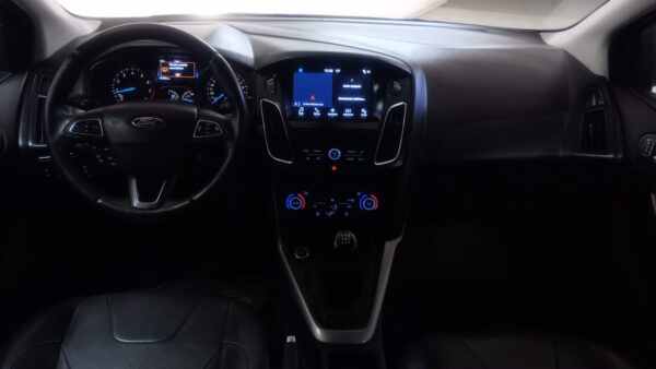 FORD FOCUS KINETIC DESIGN ATTRACTION 4P 2,0 SE PLUS 2016 - Imagen 8