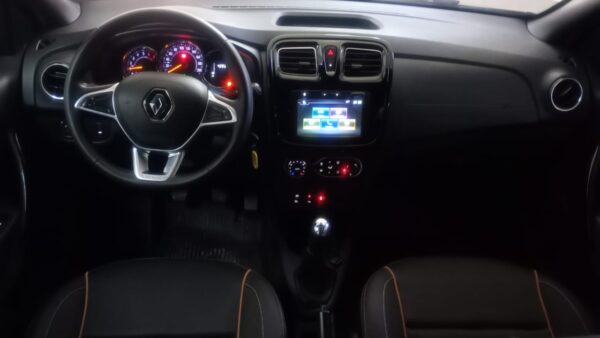 RENAULT SANDERO STEPWAY 5P INTENS 1.6 - Imagen 2
