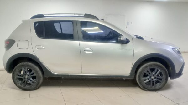 RENAULT SANDERO STEPWAY 5P INTENS 1.6 - Imagen 6