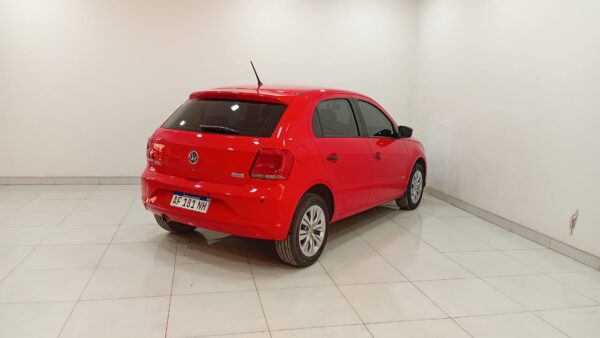 VOLKSWAGEN GOL TRENO 5P 1,6 GP CUP 2015 - Imagen 3