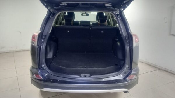 TOYOTA RAV - 4 5P 2,5 16V VX 4X4 6AT FULL 2016 - Imagen 8